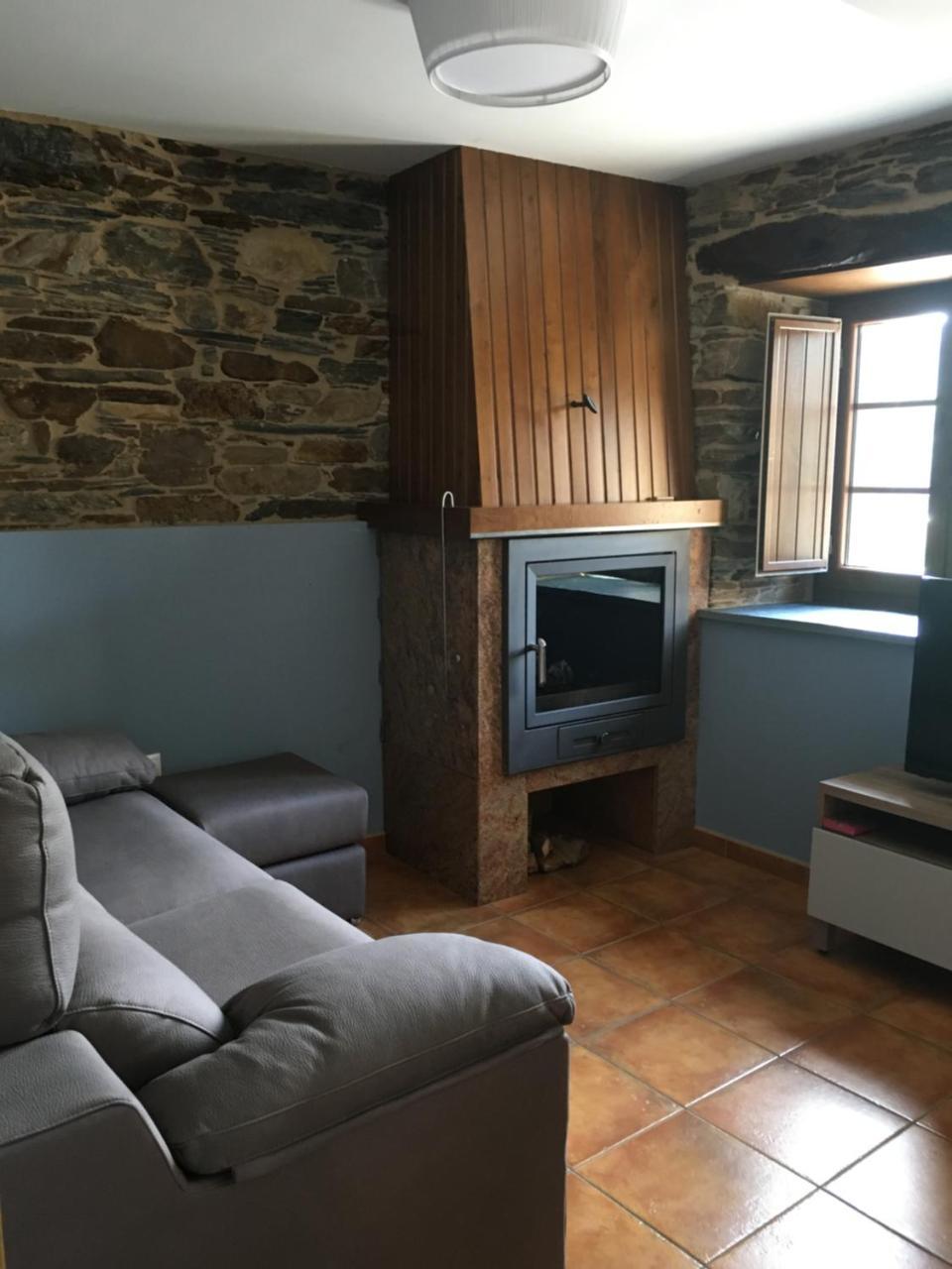 Apartamentos Carola San Tirso de Abres Exteriér fotografie