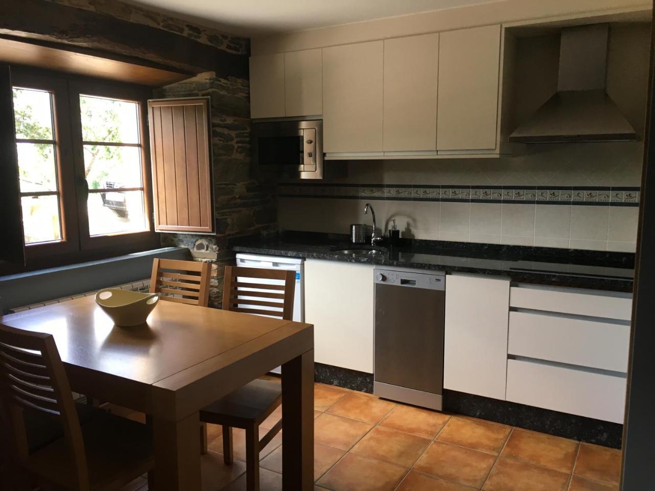 Apartamentos Carola San Tirso de Abres Exteriér fotografie